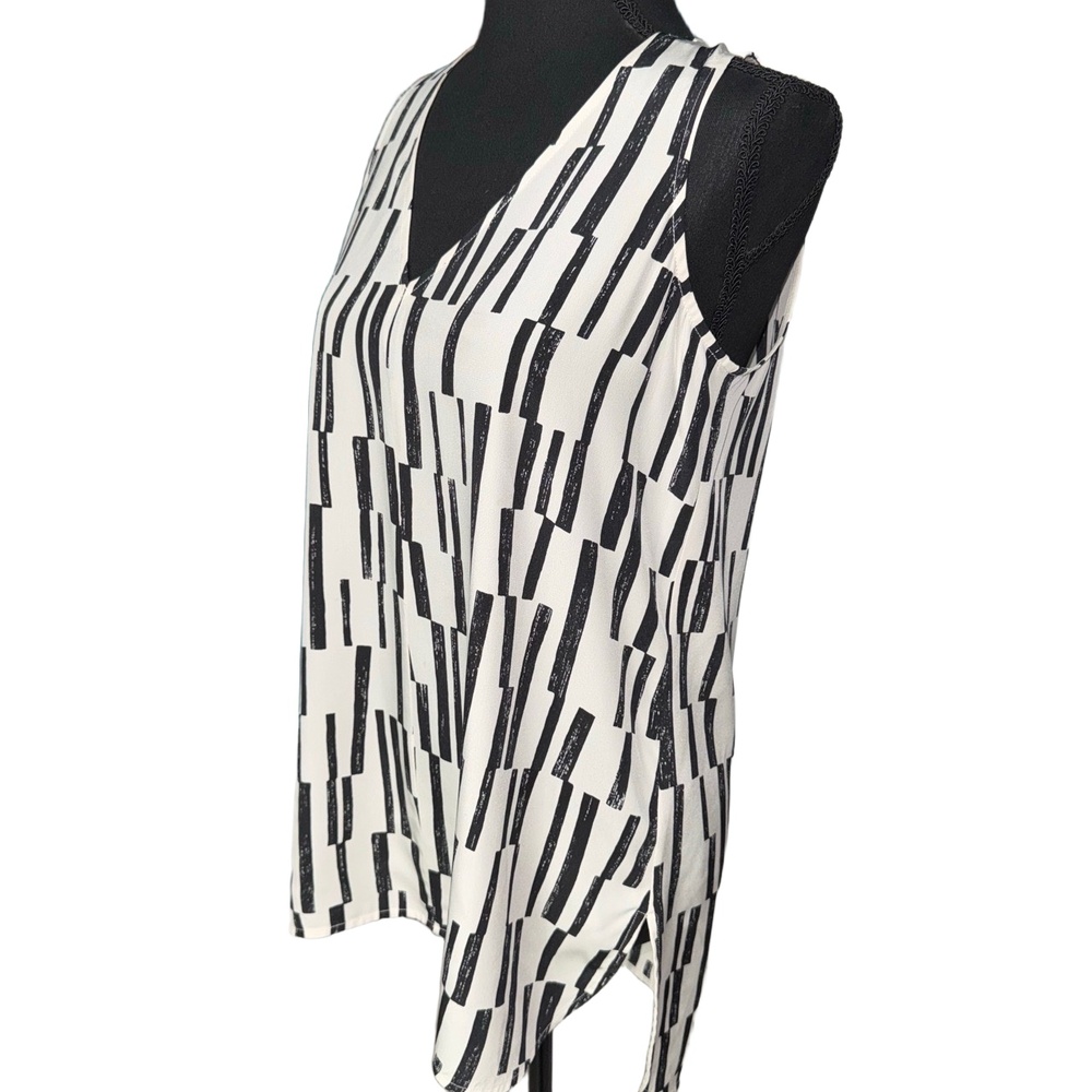VINCE WOMENS VNECK BLOCK PRINT SLEEVELESS SILK BLOUSE IN BLACK|WHITE-SIZE MEDIUM - Picture 5 of 10